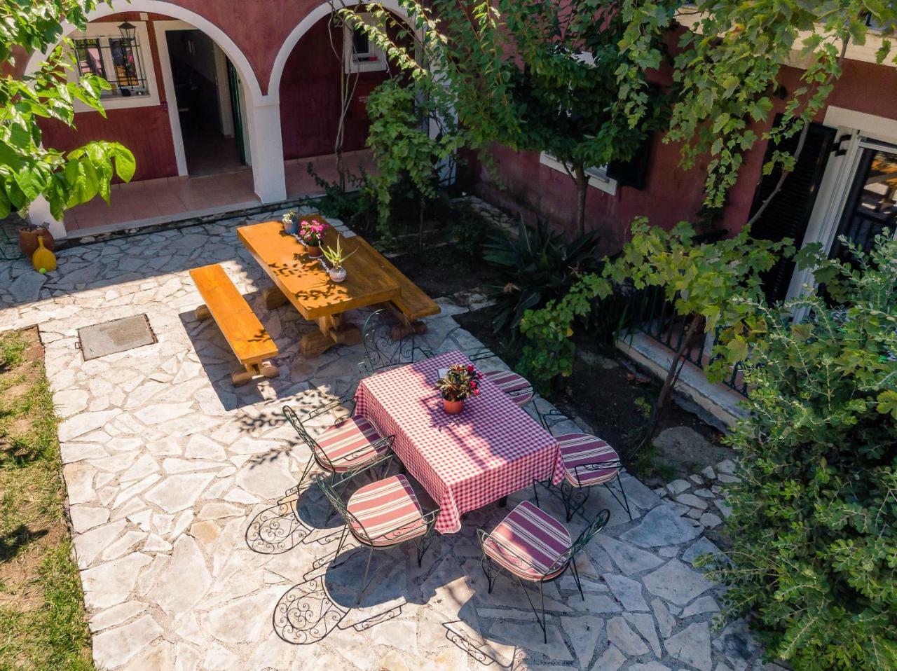 Apartment Liofyto Laganas